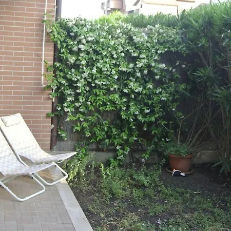 Villetta Gelsomino: Seaside Retreat with Garden and Parking Marina di Grosseto Exterior photo