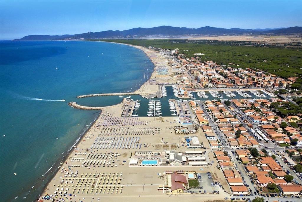 Gelsomino: Seaside Retreat With Garden And Parking * Marina di Grosseto