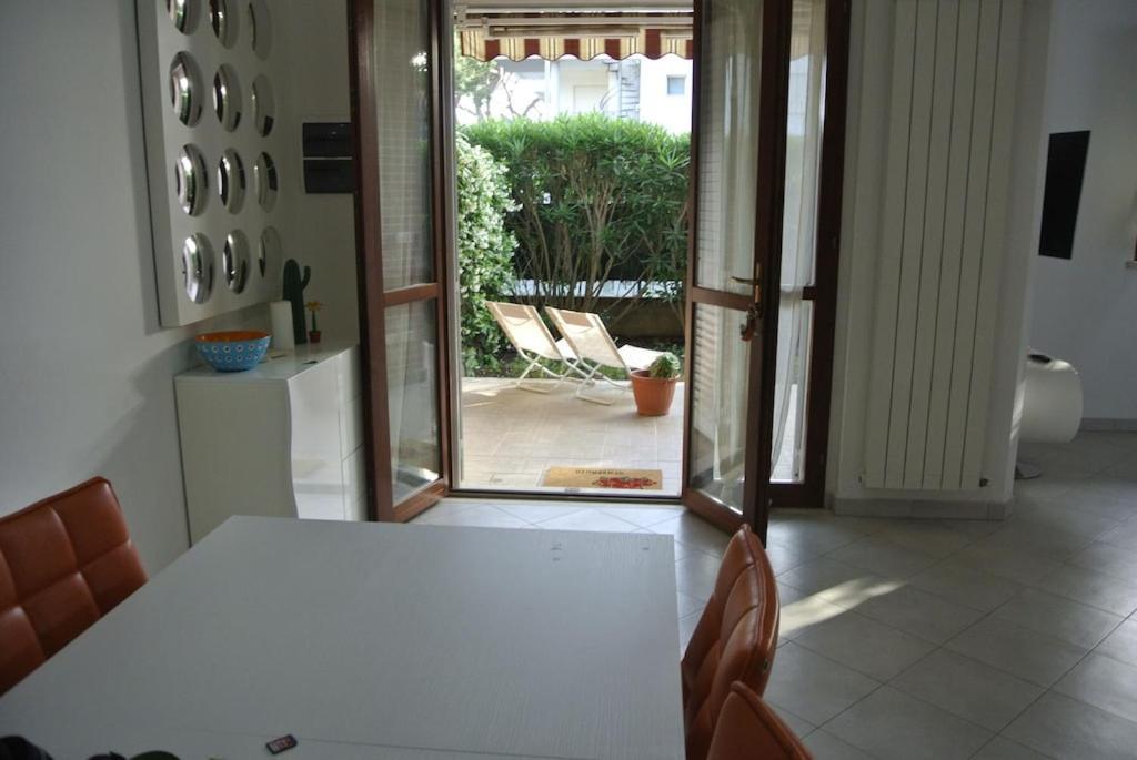 Gelsomino: Seaside Retreat With Garden And Parking Holiday home *